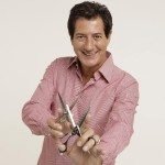 Cabeleireiro das estrelas cria vídeo-aulas